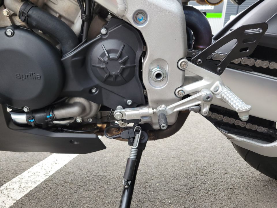 APRILIA TUONO 1000 V4 4