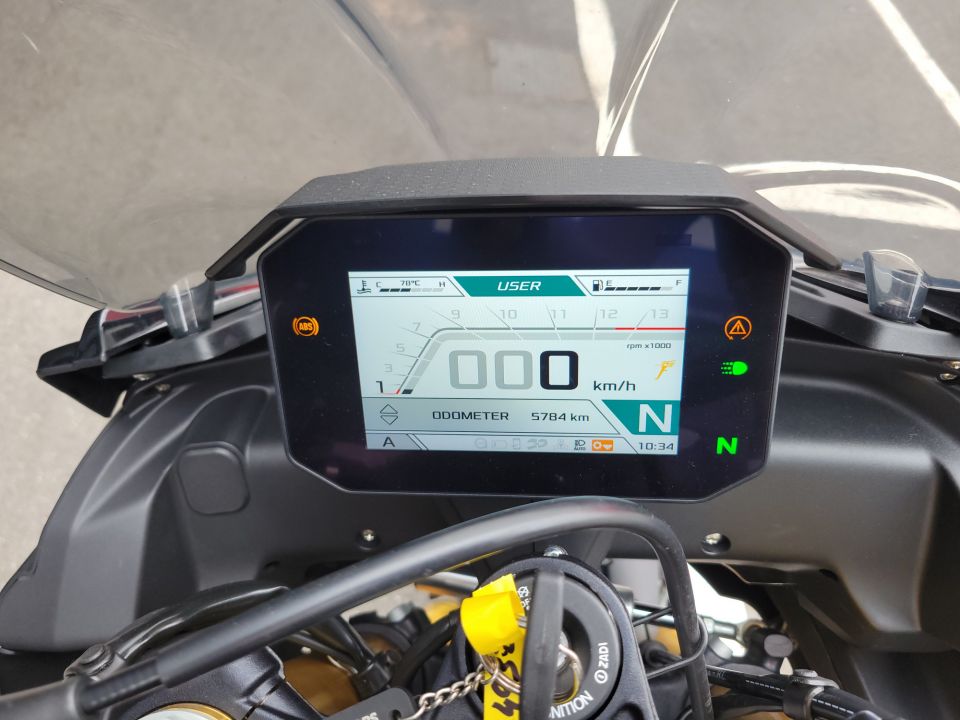 APRILIA TUONO 1000 V4 4