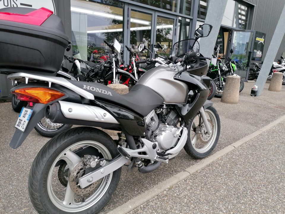 HONDA VARADERO 125 4