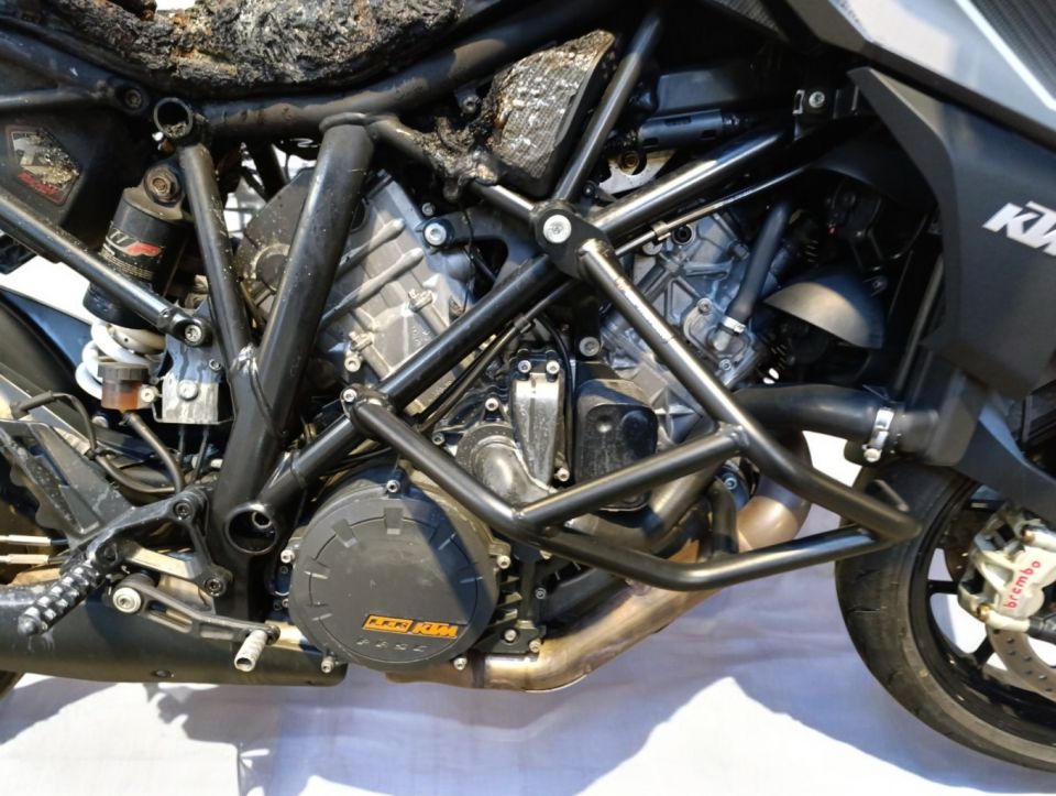 KTM 1290 SUPER DUKE R 4