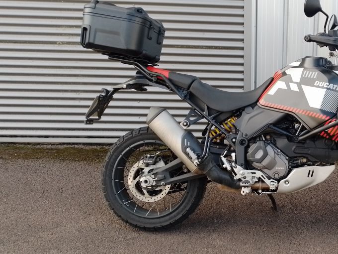 DUCATI DESERT X 4
