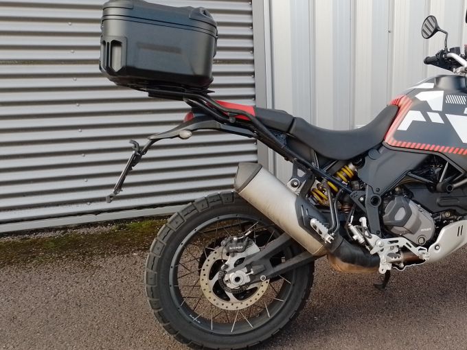 DUCATI DESERT X 4
