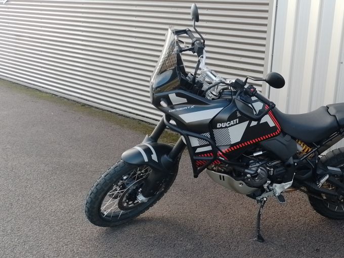 DUCATI DESERT X 4