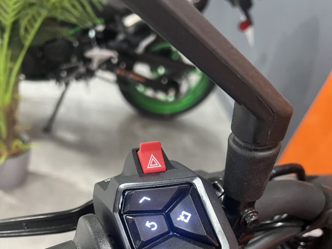 KTM 390 DUKE 4