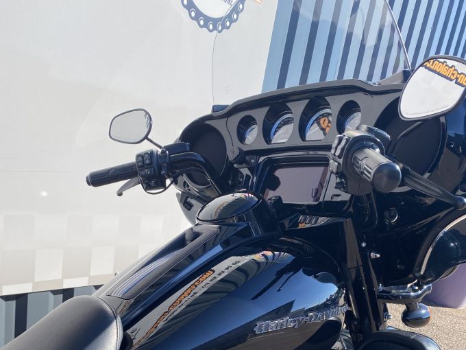 HARLEY-DAVIDSON TOURING ELECTRA GLIDE 1868 ULTRA LIMITED 4