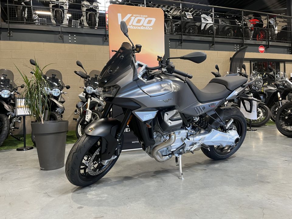 MOTO GUZZI V100  MANDELLO 4