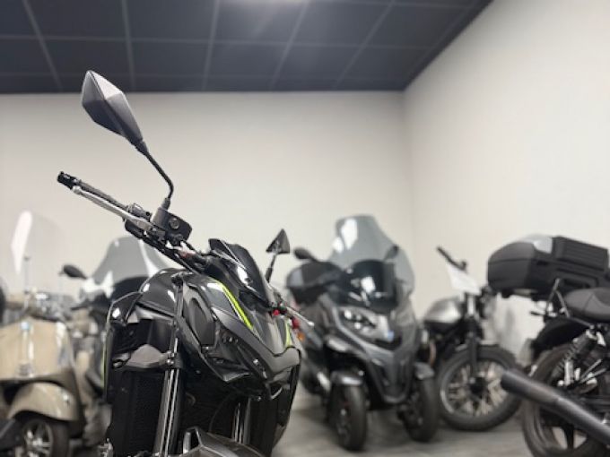 KAWASAKI Z 900 4