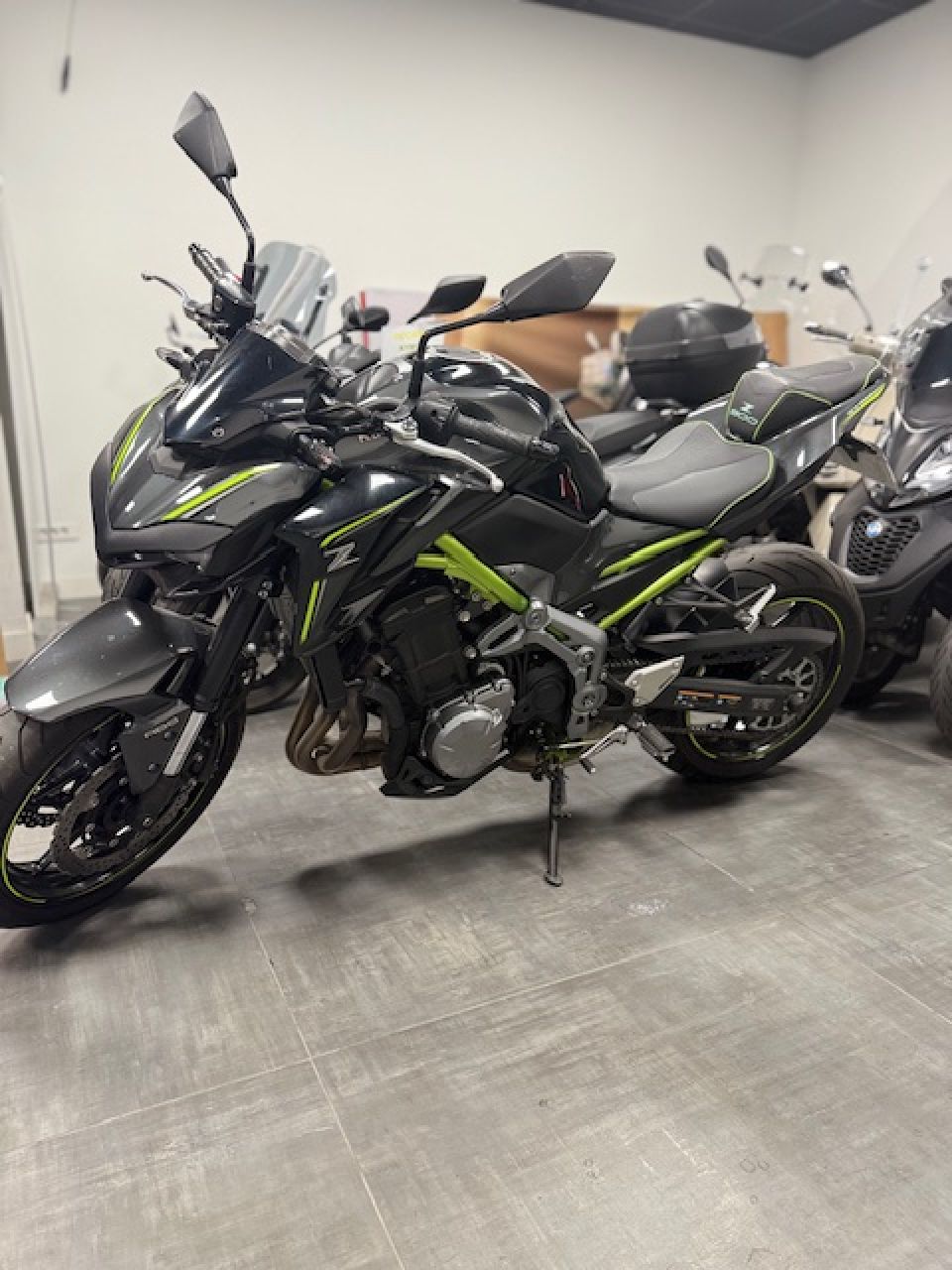 KAWASAKI Z 900 4