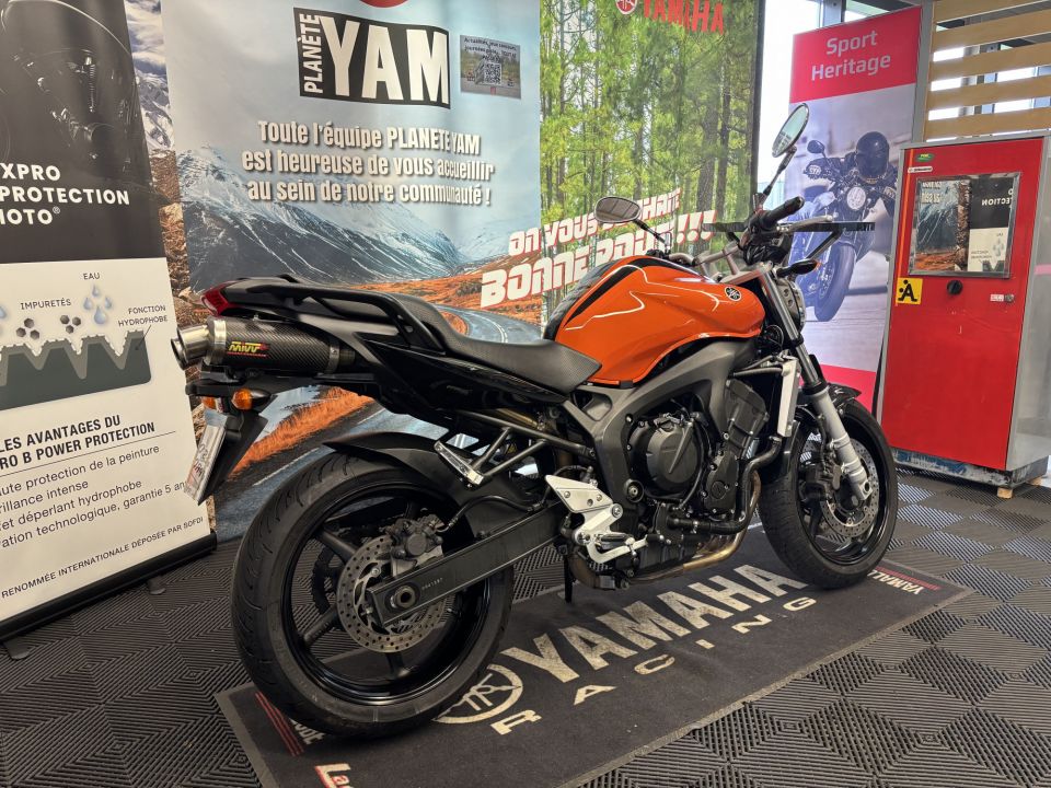 YAMAHA FZ6 (98CV) 4