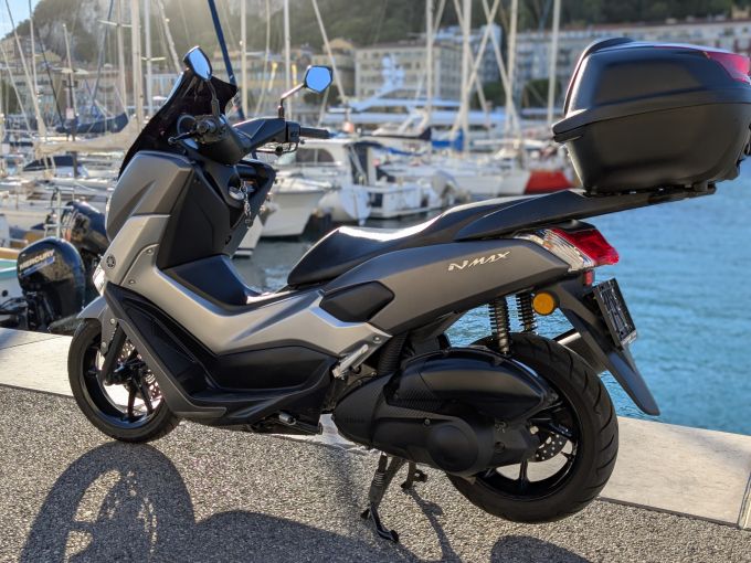 YAMAHA NMAX 125 4