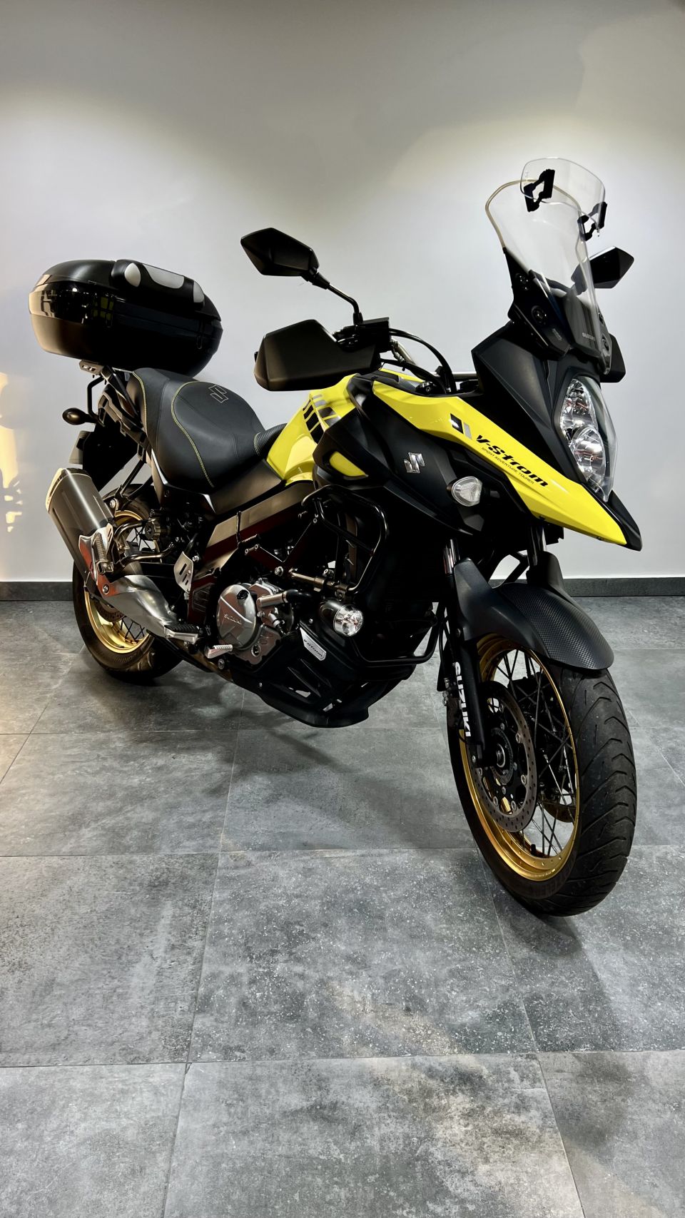 SUZUKI DL V-STROM 650XT 4