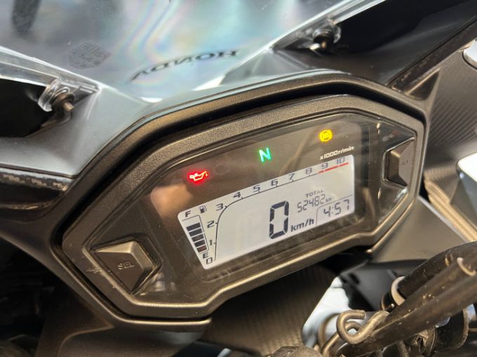 HONDA CBR500R ABS 4