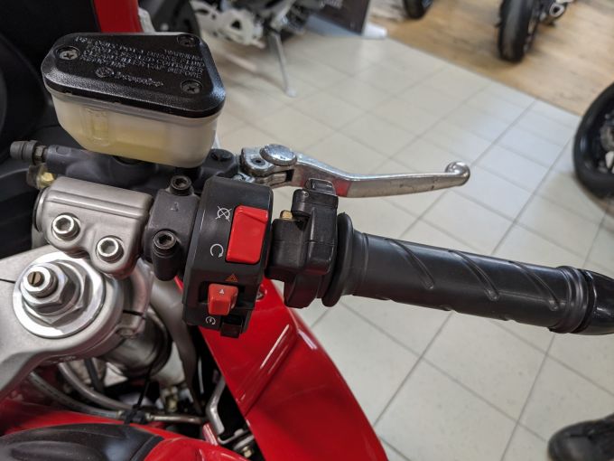 DUCATI ST3 4