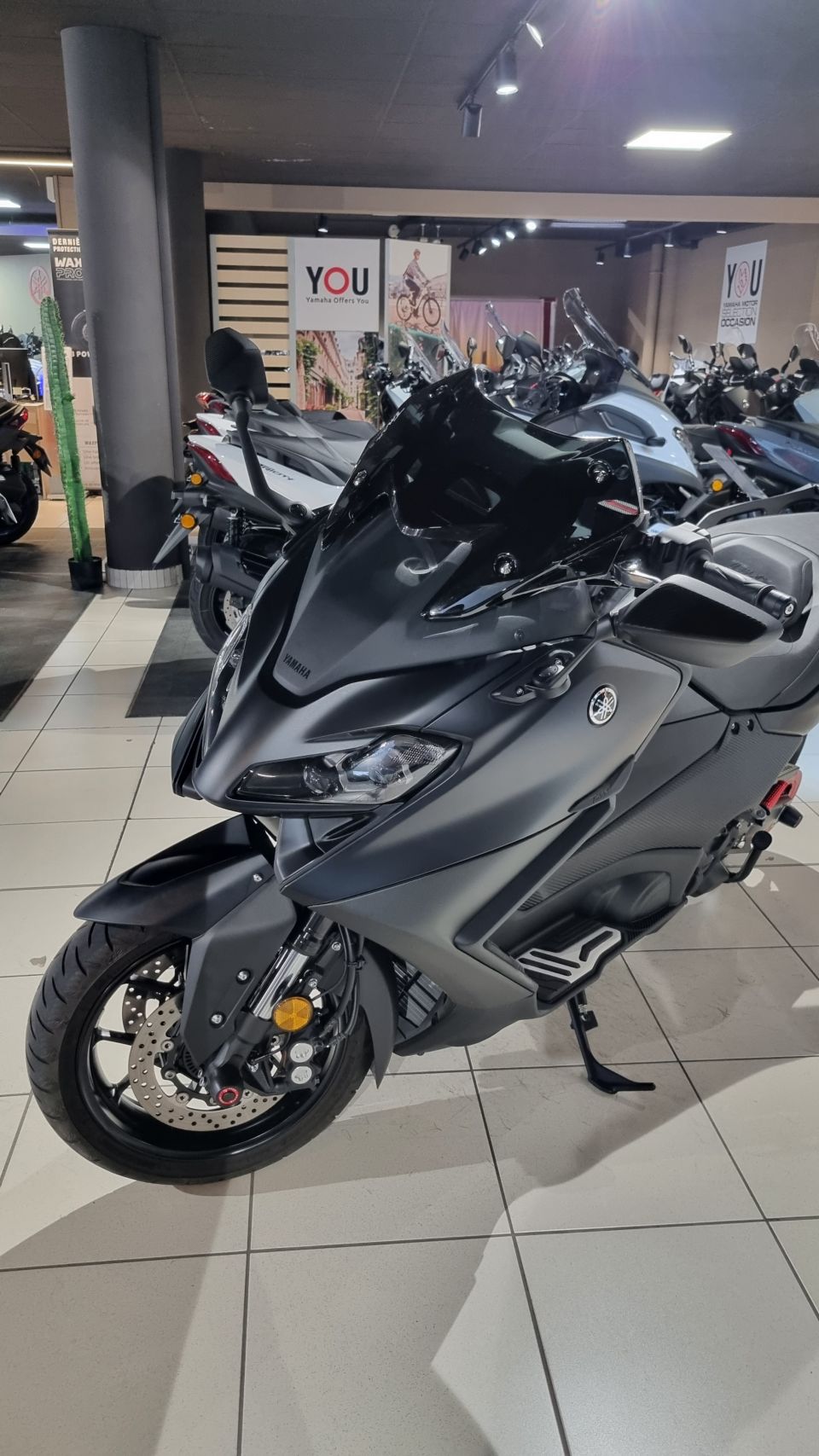 YAMAHA XP T-MAX 560 4