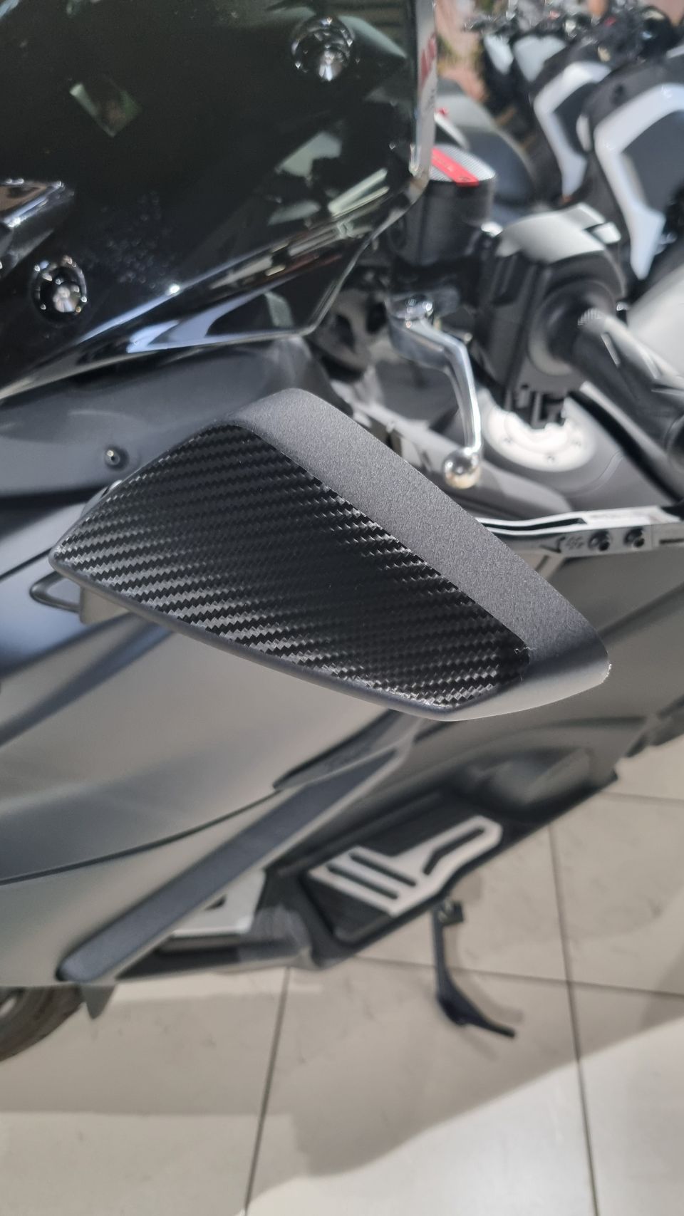 YAMAHA XP T-MAX 560 4