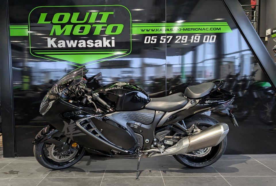 SUZUKI GSX-R 1340 HAYABUSA 4