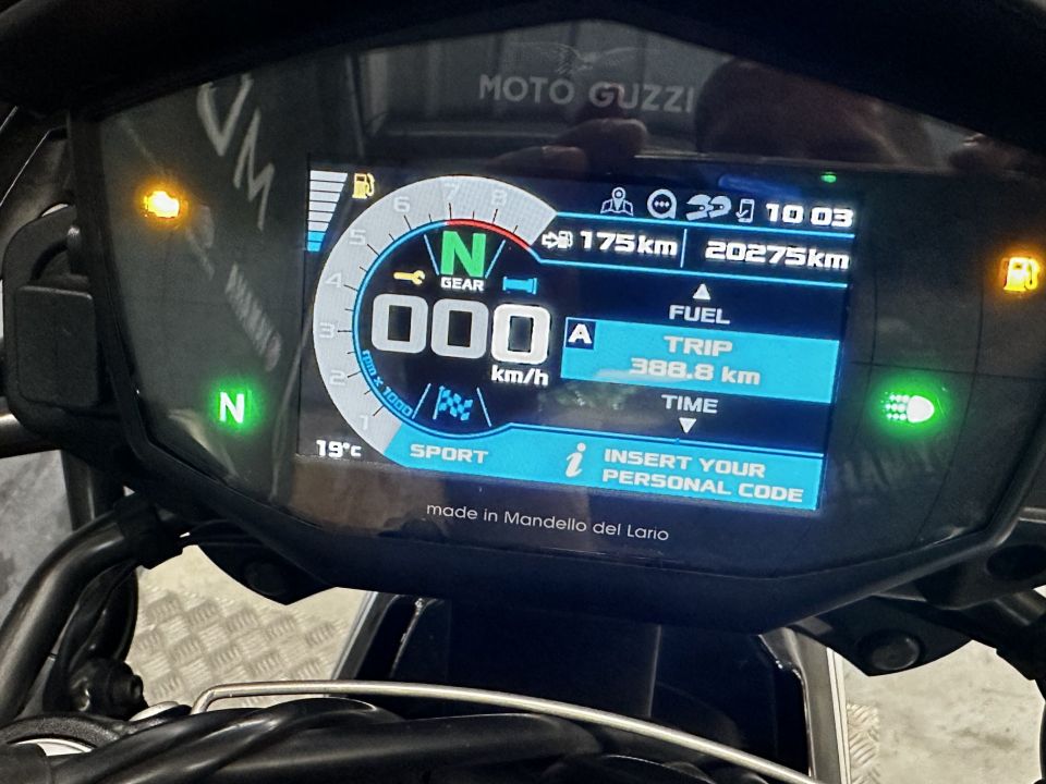 MOTO GUZZI V85 TT 850 4