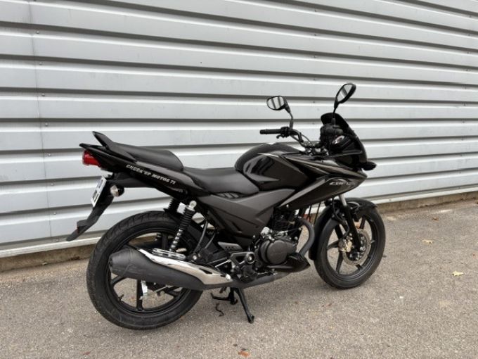 HONDA CBF 125 4