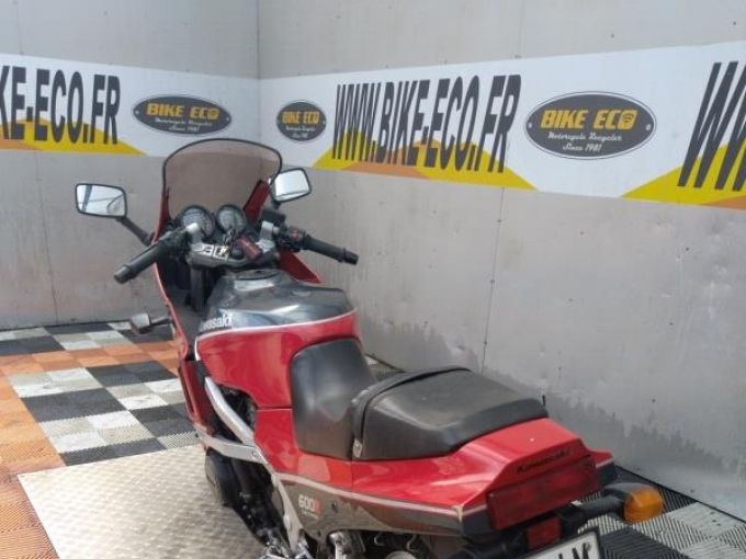 KAWASAKI GPX 600 4