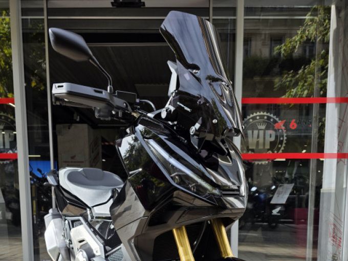 HONDA X-ADV 750 4