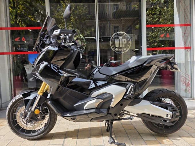 HONDA X-ADV 750 4