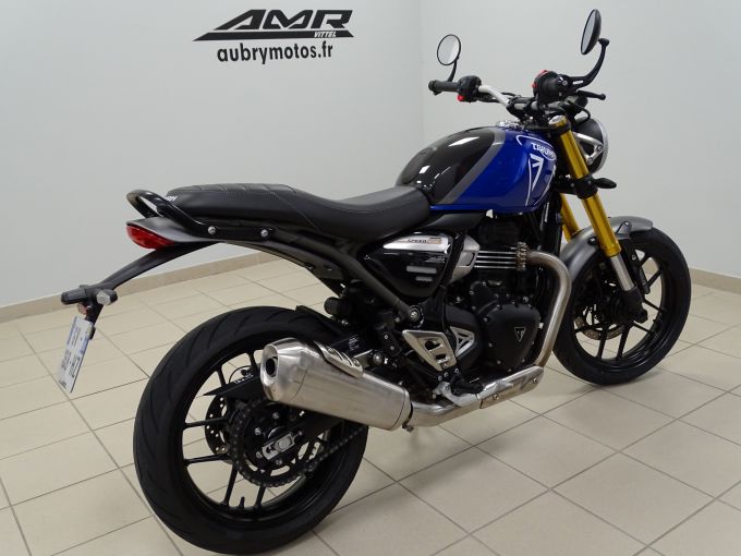 TRIUMPH SPEED 400 4