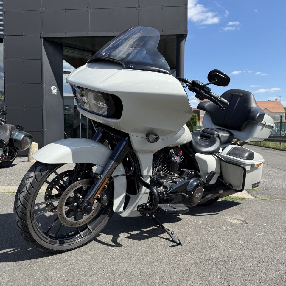 HARLEY-DAVIDSON TOURING ROAD GLIDE 1923 CVO 4