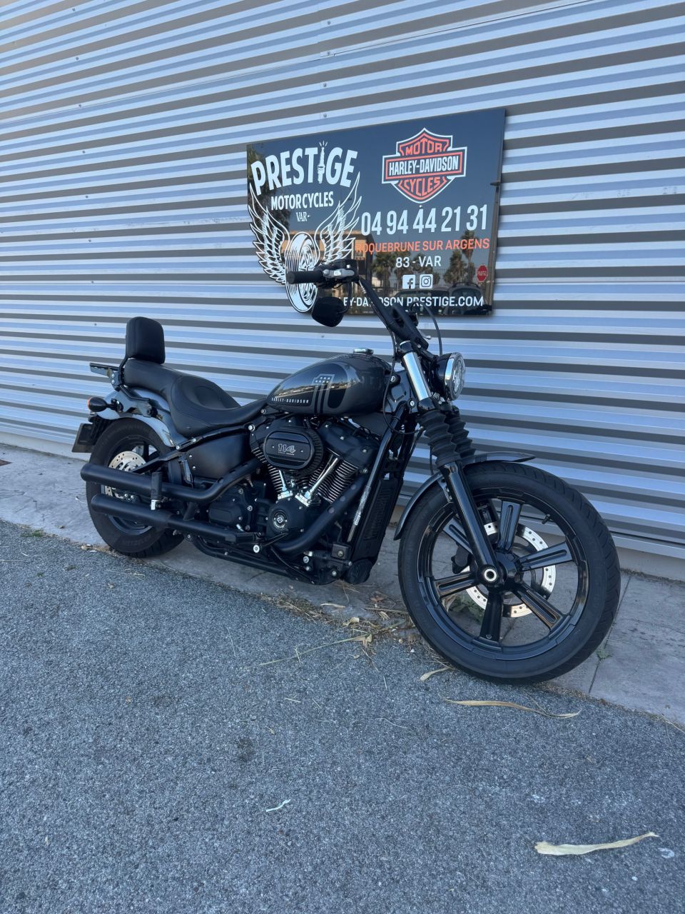 HARLEY-DAVIDSON SOFTAIL STREET BOB 1868 4