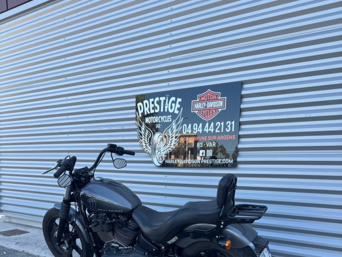 HARLEY-DAVIDSON SOFTAIL STREET BOB 1868 4