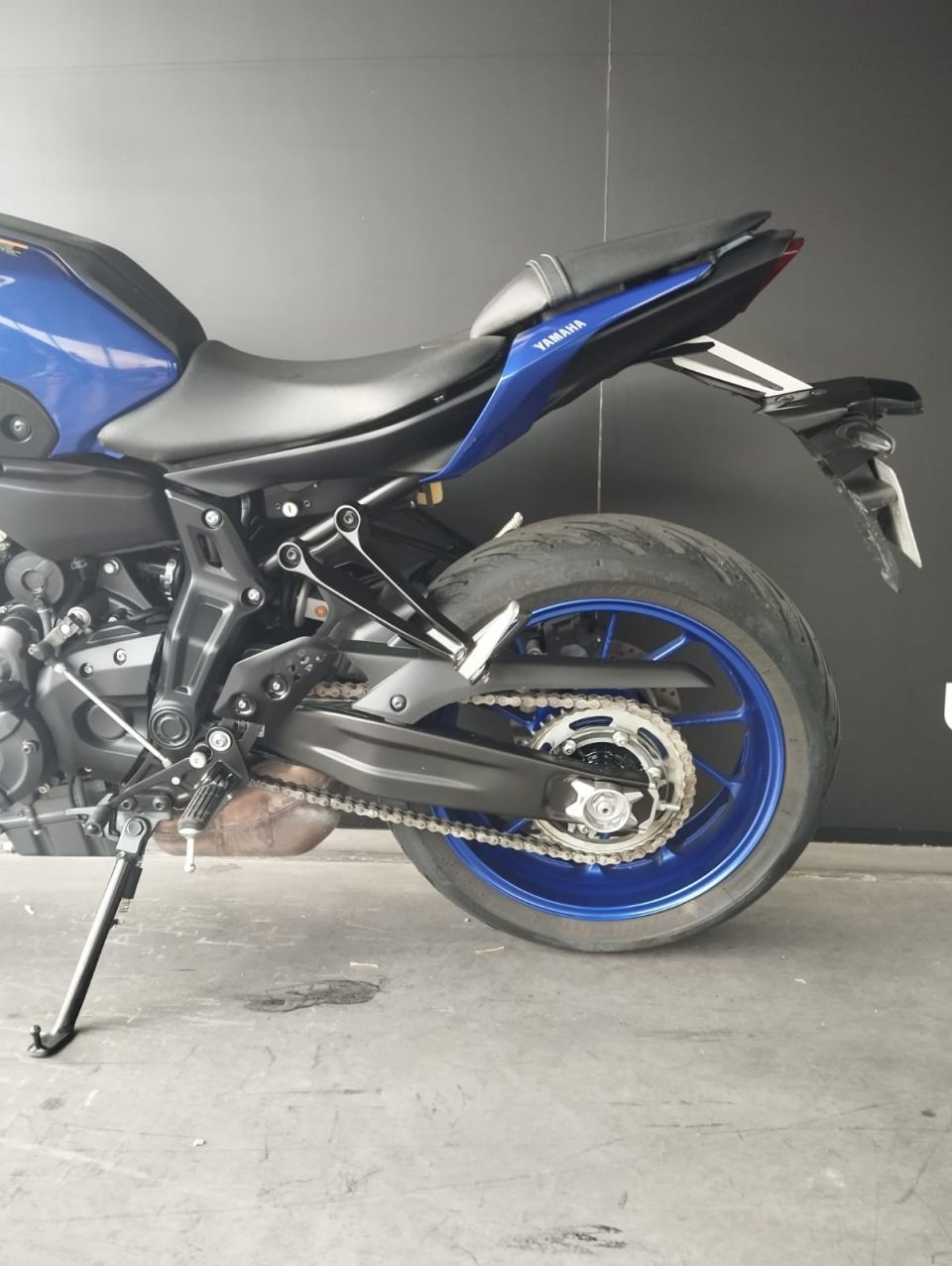 YAMAHA MT-07 (47.5CV) 4