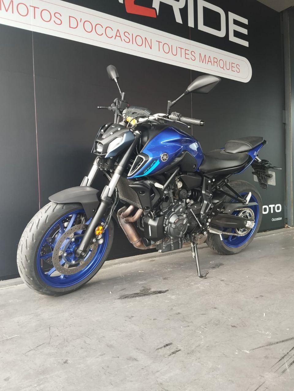 YAMAHA MT-07 (47.5CV) 4