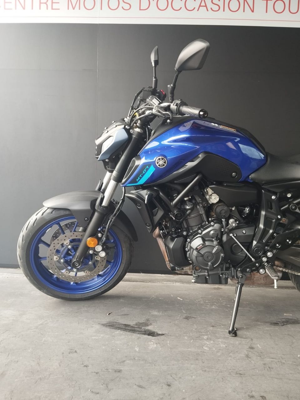 YAMAHA MT-07 (47.5CV) 4