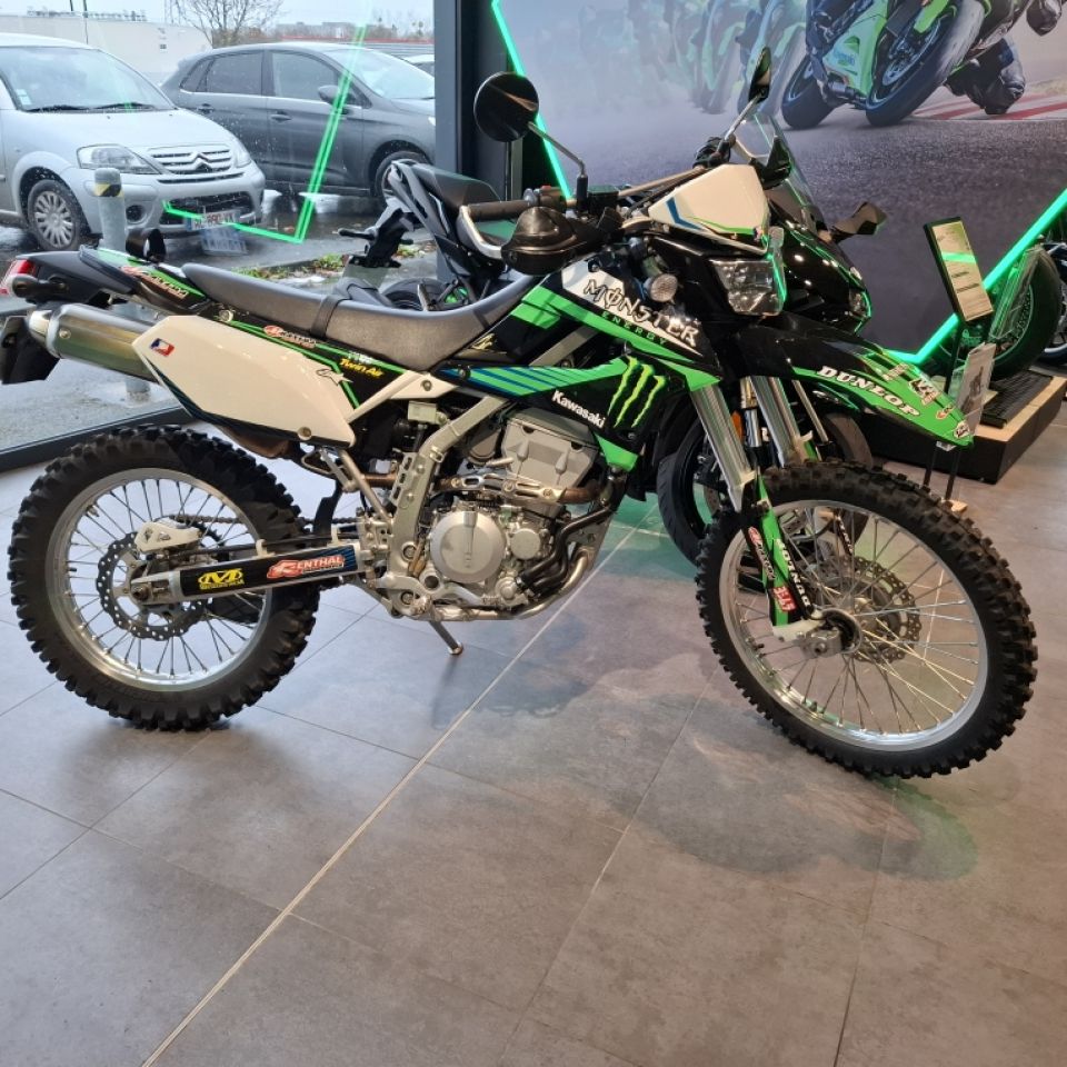KAWASAKI KLX 250 4