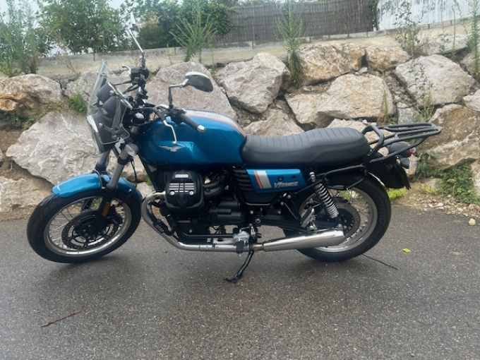 MOTO GUZZI V7 III SPECIAL 750 4