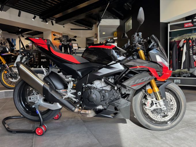 APRILIA TUONO 1100 V4 FACTORY 4