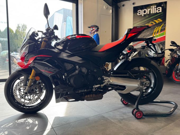 APRILIA TUONO 1100 V4 FACTORY 4
