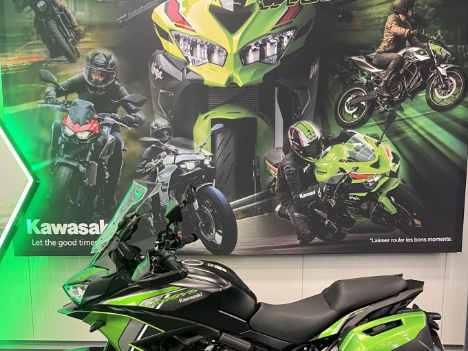 KAWASAKI VERSYS 650 4