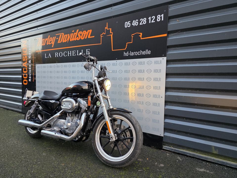 HARLEY-DAVIDSON SPORTSTER 883 4