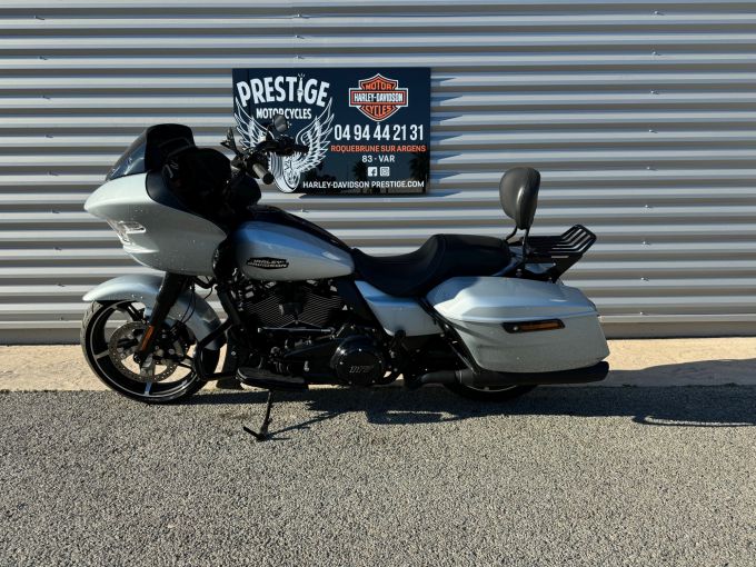 HARLEY-DAVIDSON TOURING ROAD GLIDE 1923 4