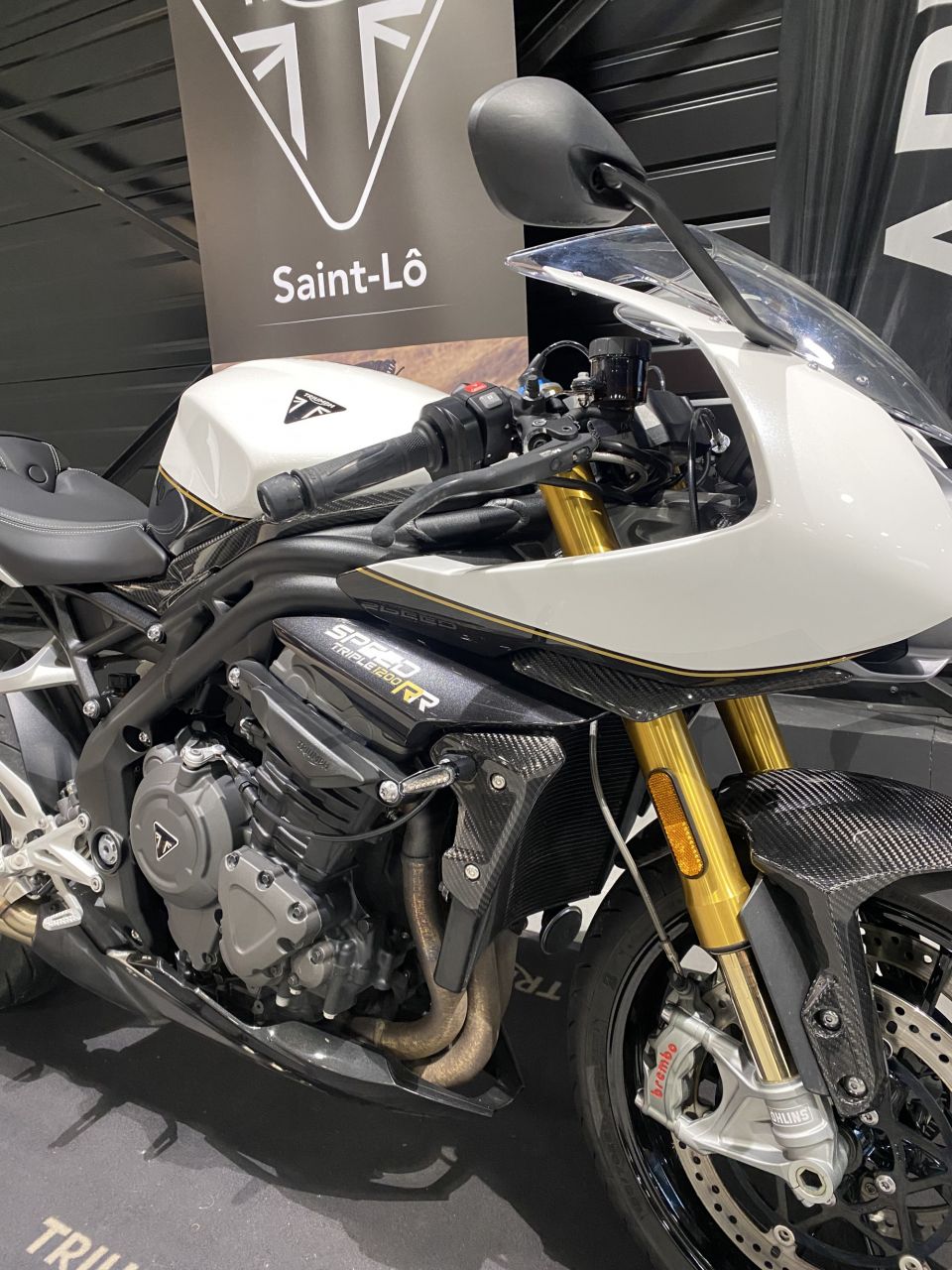 TRIUMPH SPEED TRIPLE 1200 RR 4