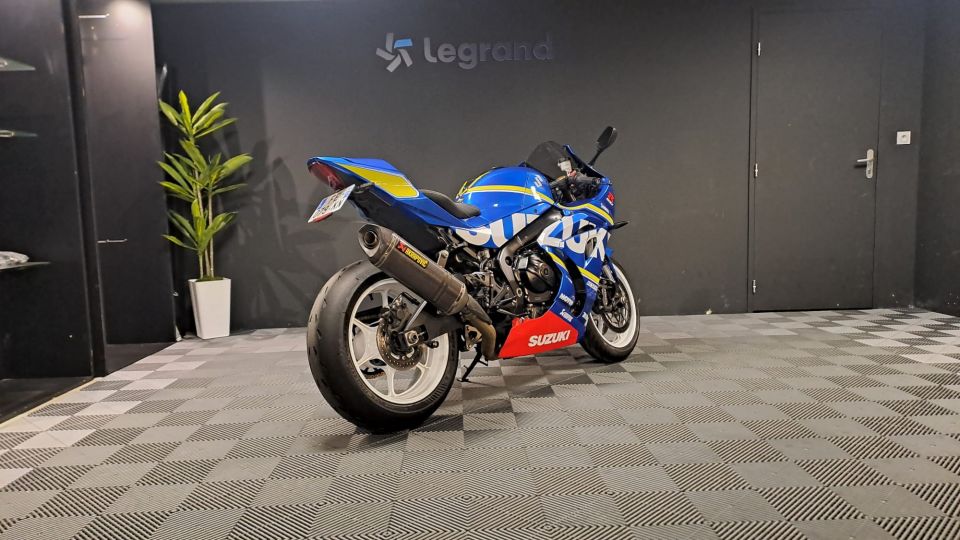 SUZUKI GSX-R 1000 4