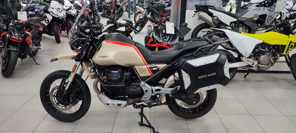 MOTO GUZZI V85 TT TRAVEL PACK 850 4