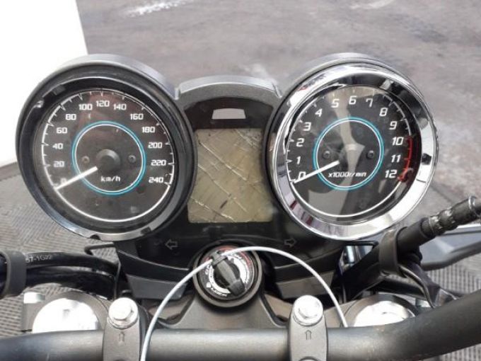 KAWASAKI Z 650 RS 4