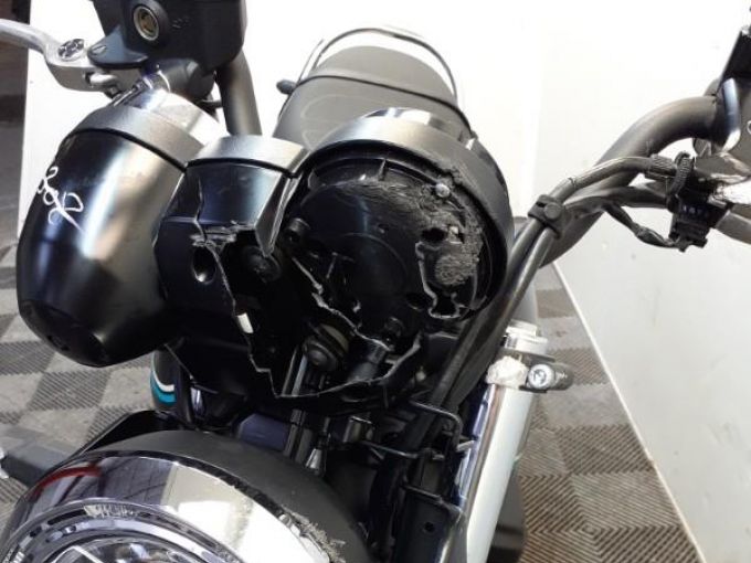 KAWASAKI Z 650 RS 4