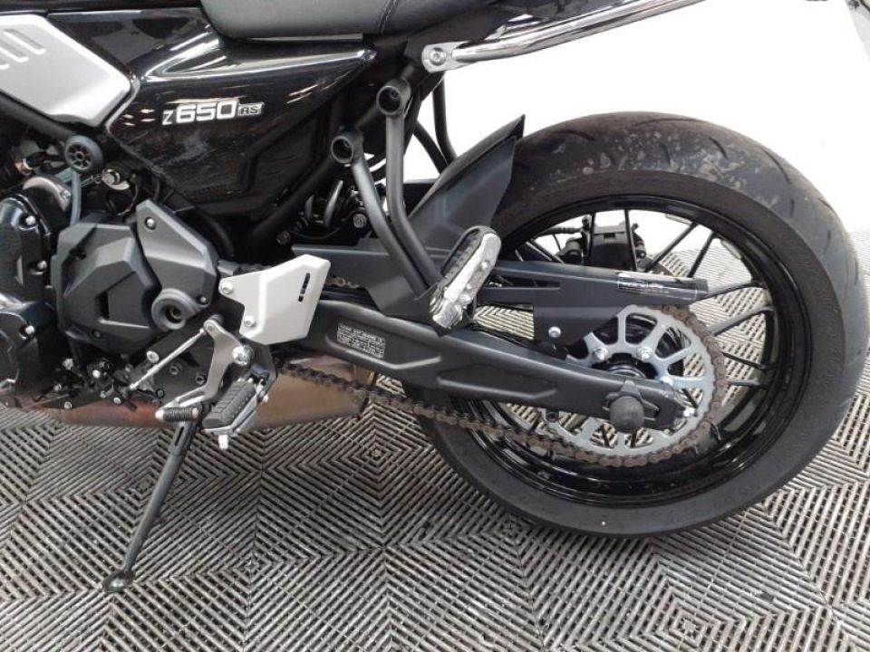 KAWASAKI Z 650 RS 4