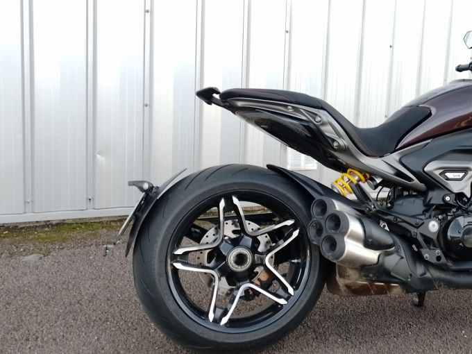 DUCATI X DIAVEL V4 4