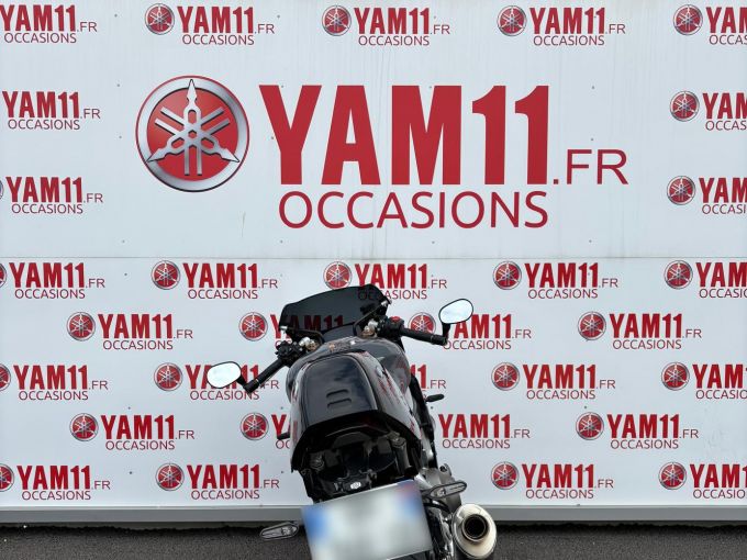 YAMAHA XSR 900 GP 4