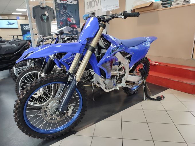 YAMAHA YZ450F 4