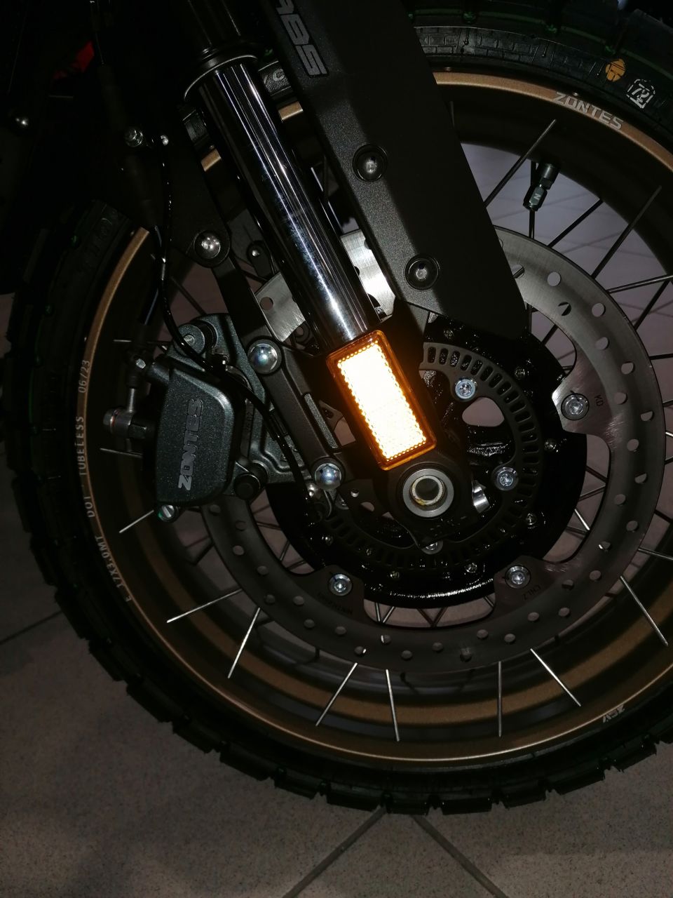 ZONTES 125 SCRAMBLER X 4