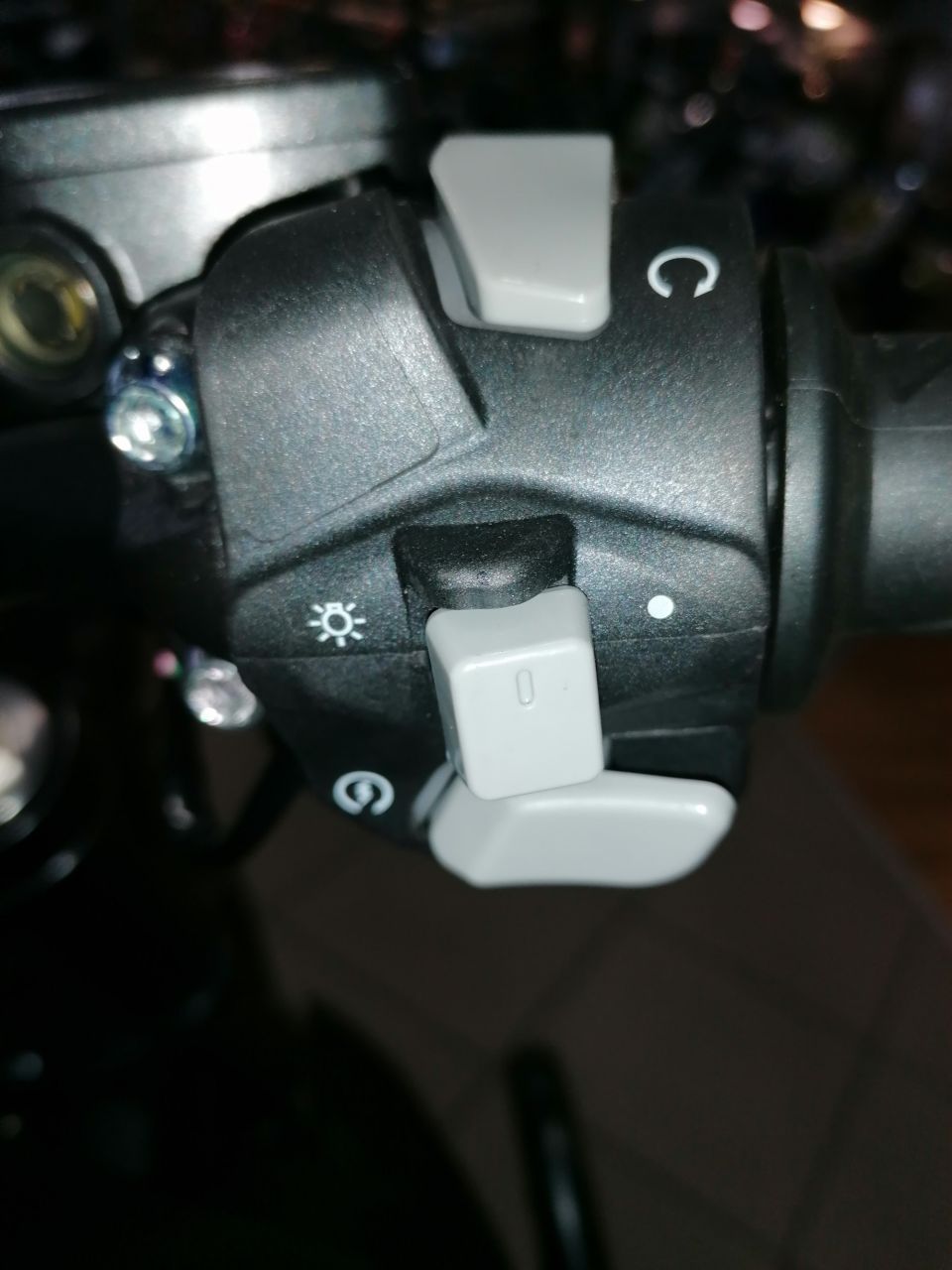 ZONTES 125 SCRAMBLER X 4